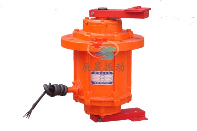 直立式振動(dòng)電機